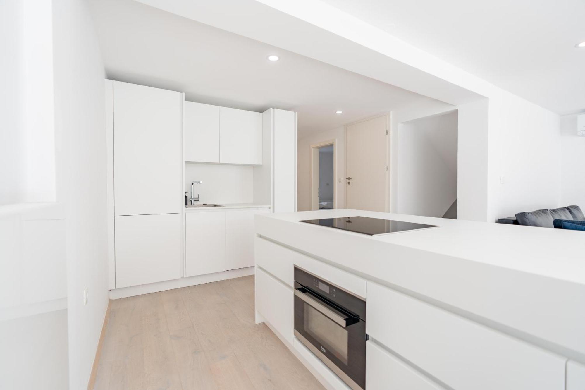 Black & White Apartments Rozna Dolina 卢布尔雅那 外观 照片